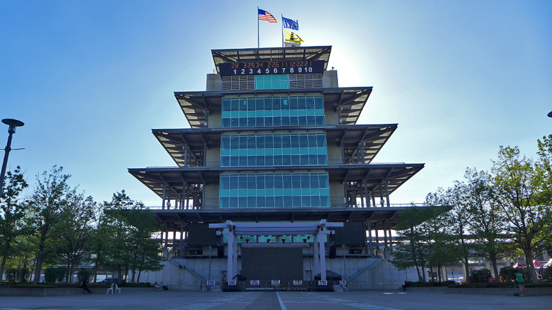 Illustration for article titled Listen to Mario: The Indianapolis 500 is incredible